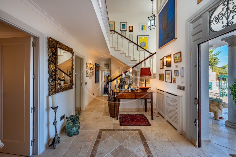 Einzigartige klassische Villa, Altos de Estepona