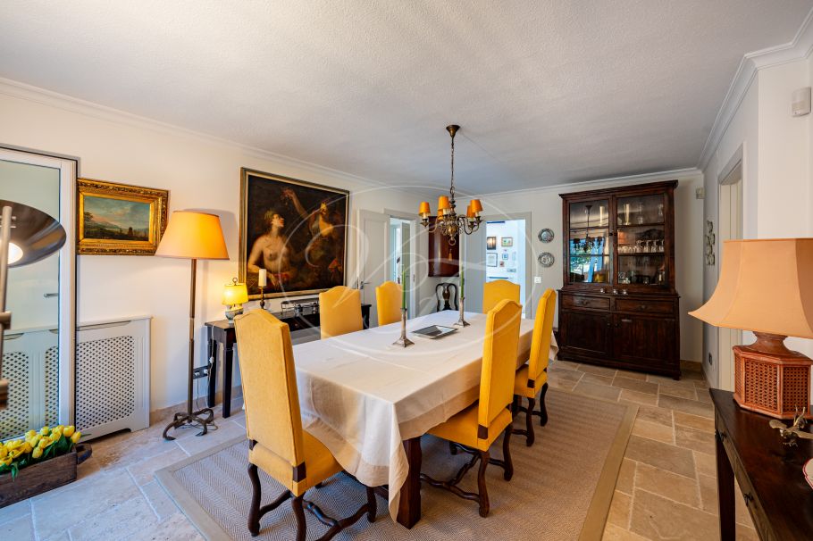 Einzigartige klassische Villa, Altos de Estepona