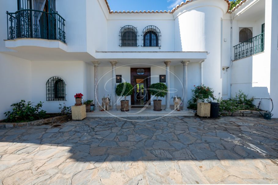Immaculate Country Villa with sea views, Los Reales - Sierra Estepona