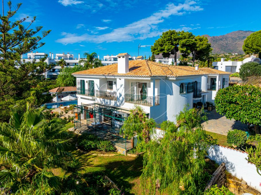 Einzigartige klassische Villa, Altos de Estepona
