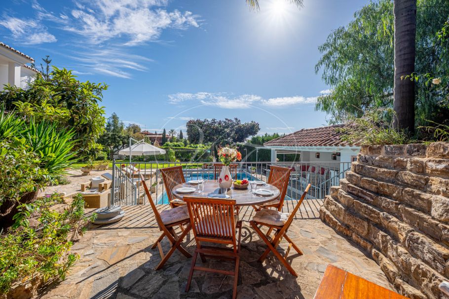 Immaculate Country Villa with sea views, Los Reales - Sierra Estepona