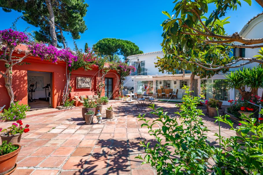 Immaculate Country Villa with sea views, Los Reales - Sierra Estepona