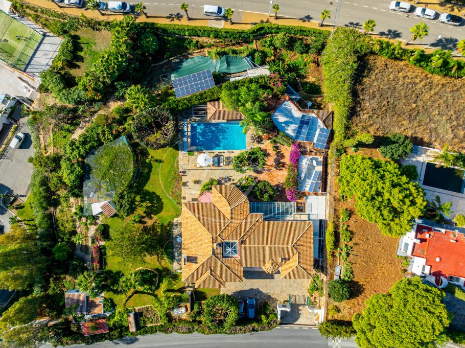 Einzigartige klassische Villa, Altos de Estepona
