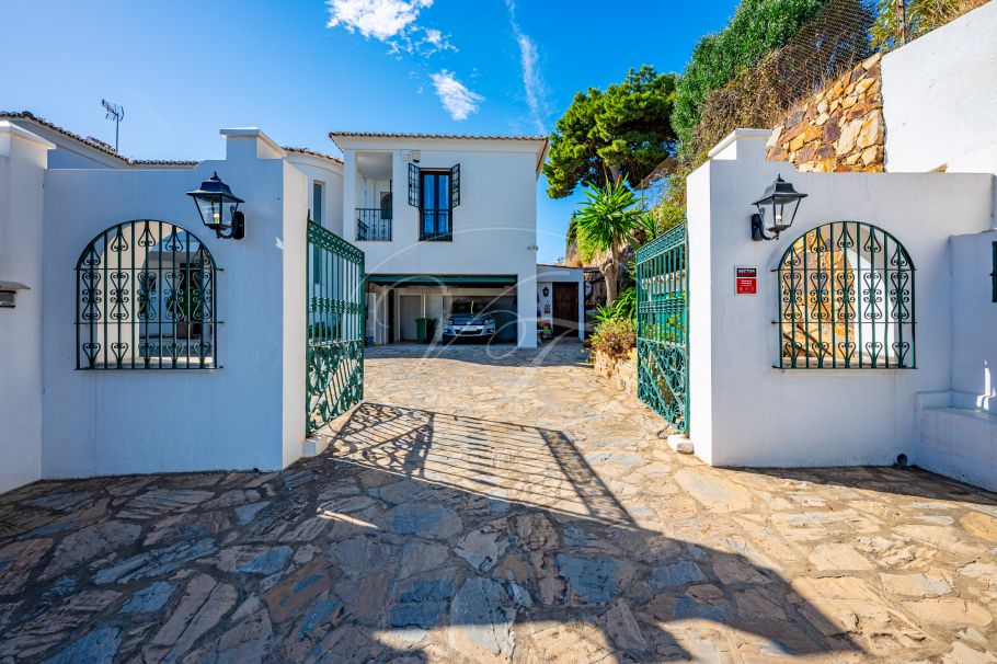 Einzigartige klassische Villa, Altos de Estepona