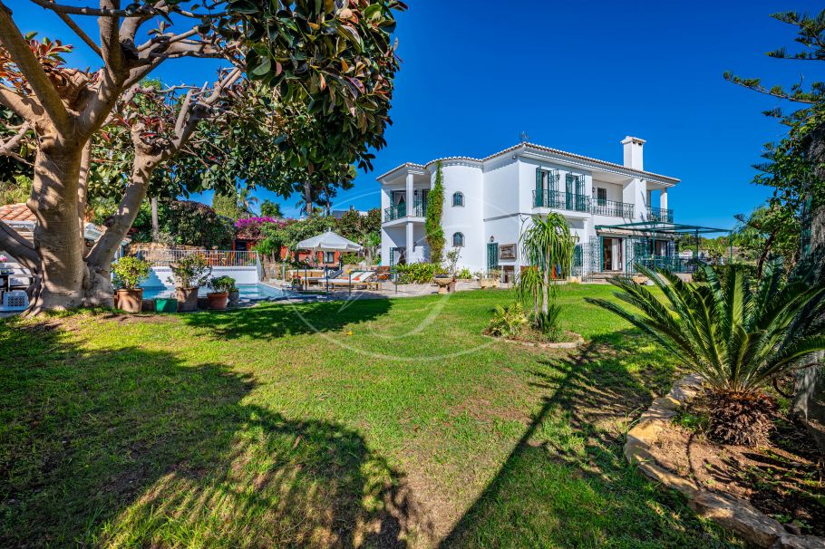 Einzigartige klassische Villa, Altos de Estepona