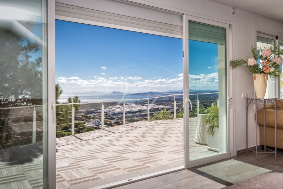 Luxury Country property with stunning sea views, Los Reales - Sierra Estepona