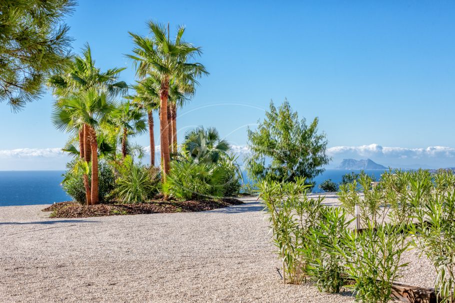 Lujosa propiedad rural con vistas al mar, Los Reales - Sierra Estepona