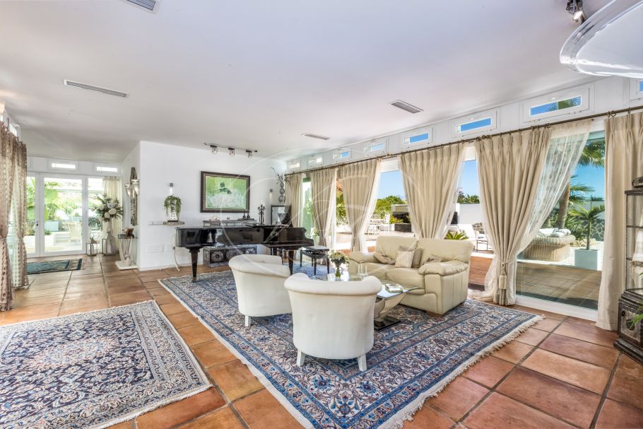 Luxury Country property with stunning sea views, Los Reales - Sierra Estepona