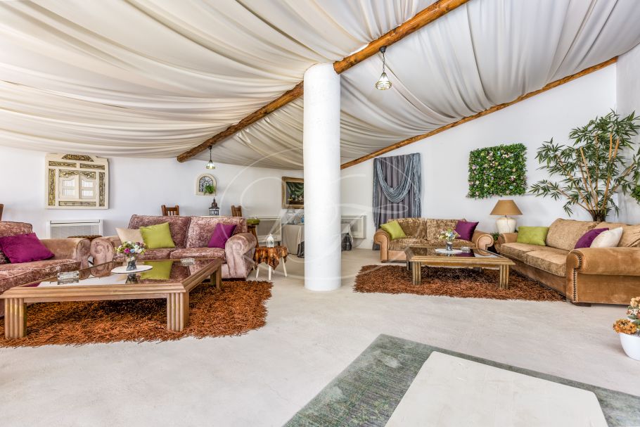 Lujosa propiedad rural con vistas al mar, Los Reales - Sierra Estepona