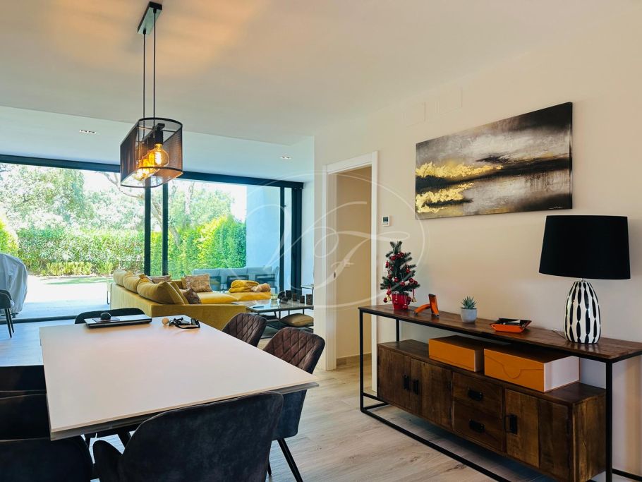 Moderne villa aan de golfbaan, San Roque