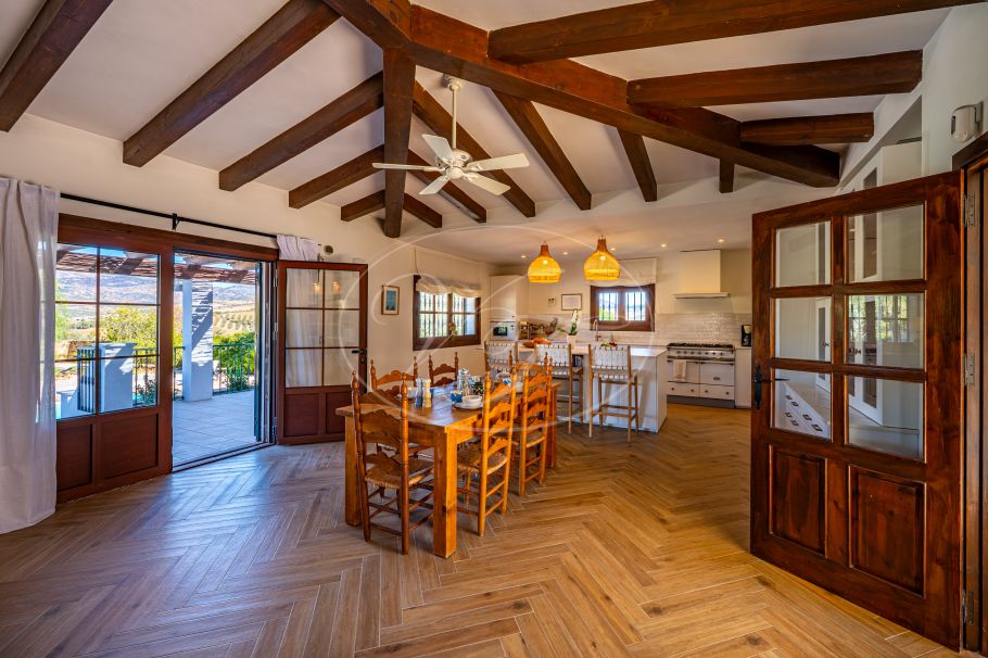 Uniek landhuis met zicht op El Torcal, Villanueva de la Concepción