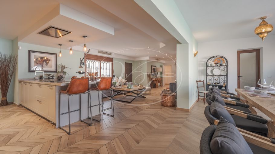 Luxurious Andalusian equestrian estate with separate guesthouse, Coin