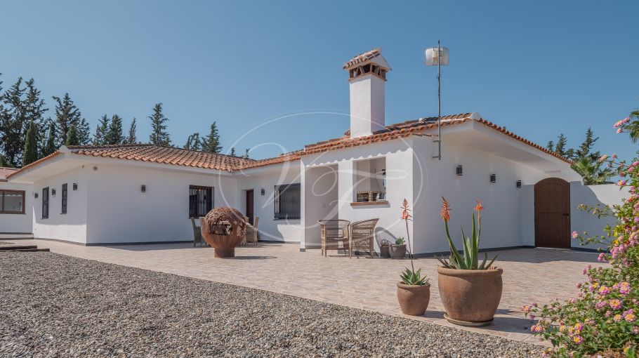 Luxurious Andalusian equestrian estate with separate guesthouse, Coin