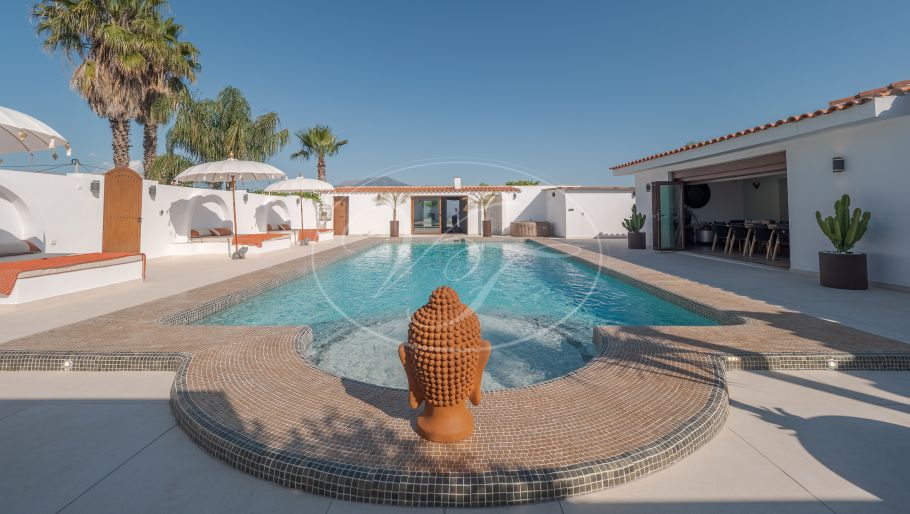 Luxurious Andalusian equestrian estate with separate guesthouse, Coin