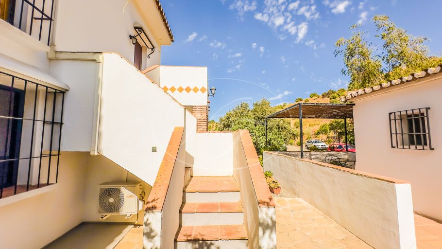 Beautiful Finca with Guest accomodation, Alora