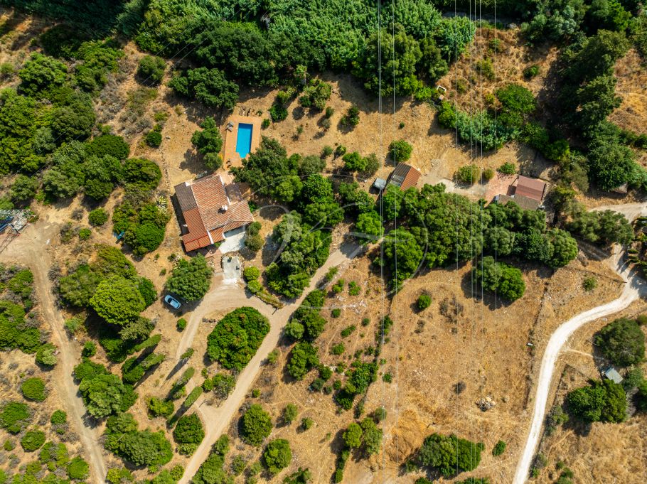 Charmante Spaanse Finca met Gastenverblijf en Schuur, Casares