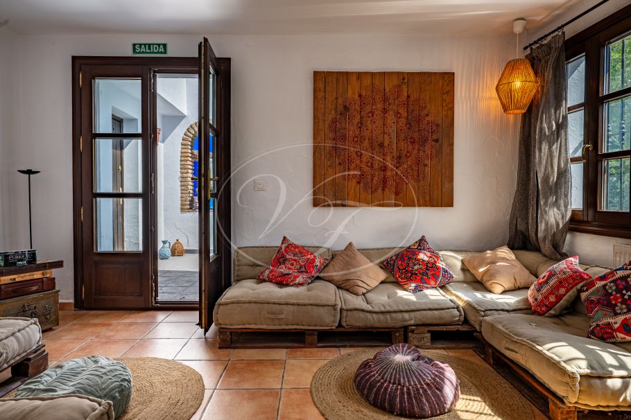 Charming Riverside Village House, Cortes de la Frontera