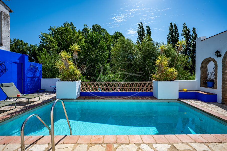 Charming Riverside Village House, Cortes de la Frontera