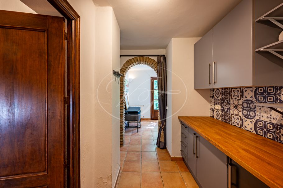 Charming Riverside Village House, Cortes de la Frontera
