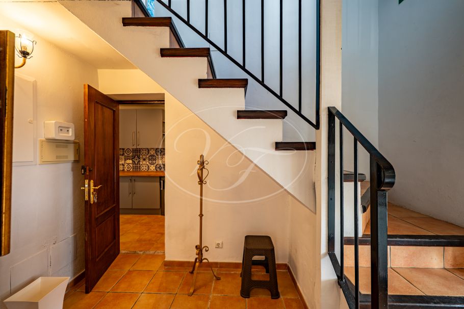 Charming Riverside Village House, Cortes de la Frontera