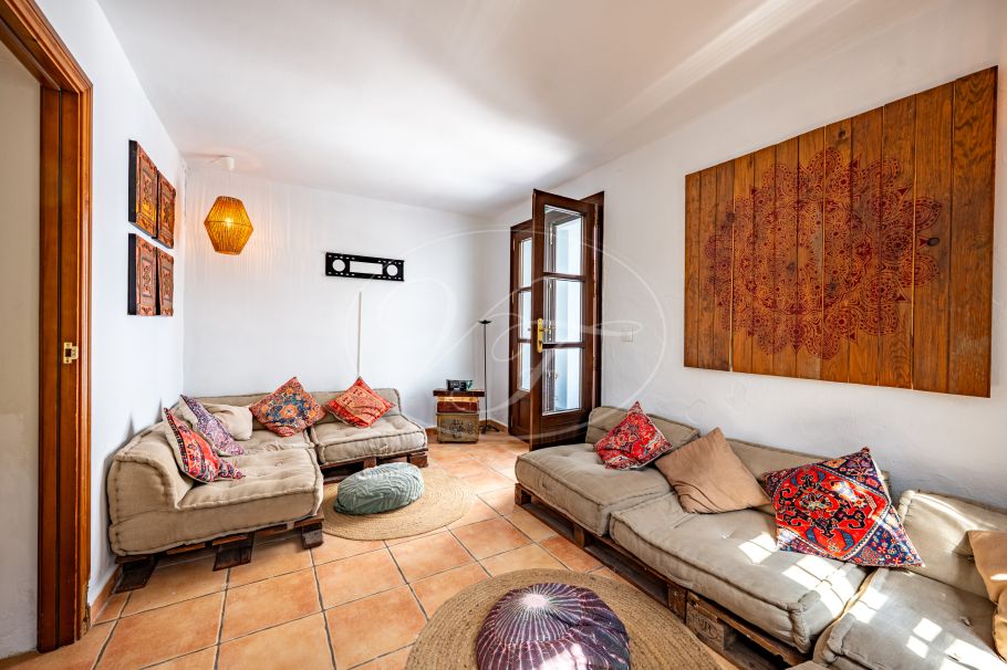Charming Riverside Village House, Cortes de la Frontera
