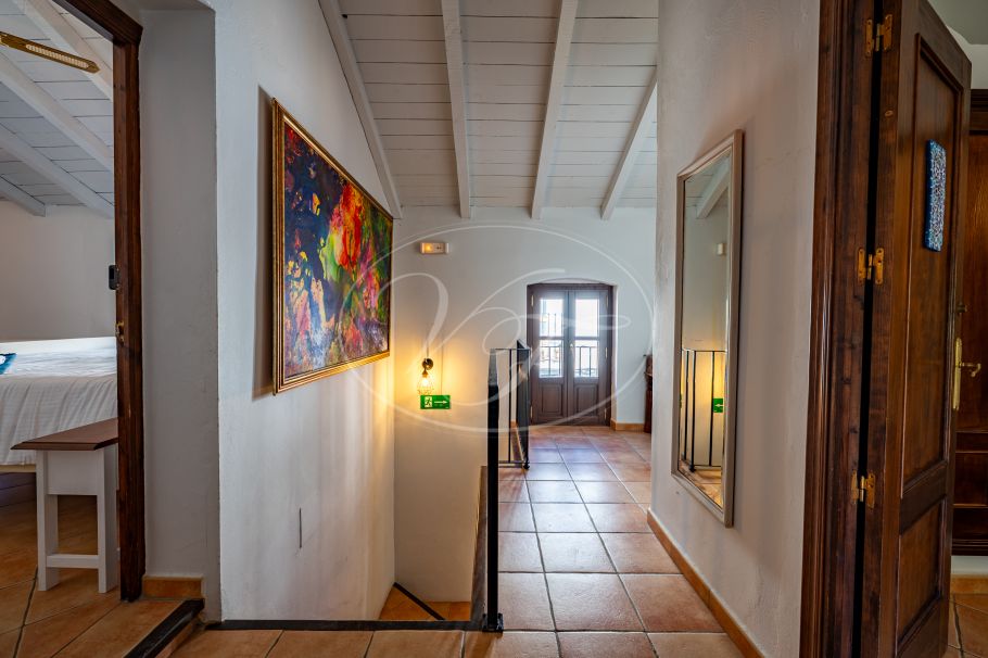 Charming Riverside Village House, Cortes de la Frontera
