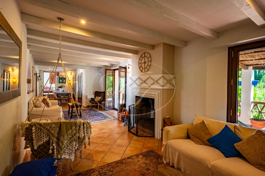 Charming Riverside Village House, Cortes de la Frontera