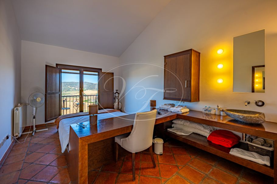 Wunderschönes Landhaus mit spektakulärer Aussicht, Ronda