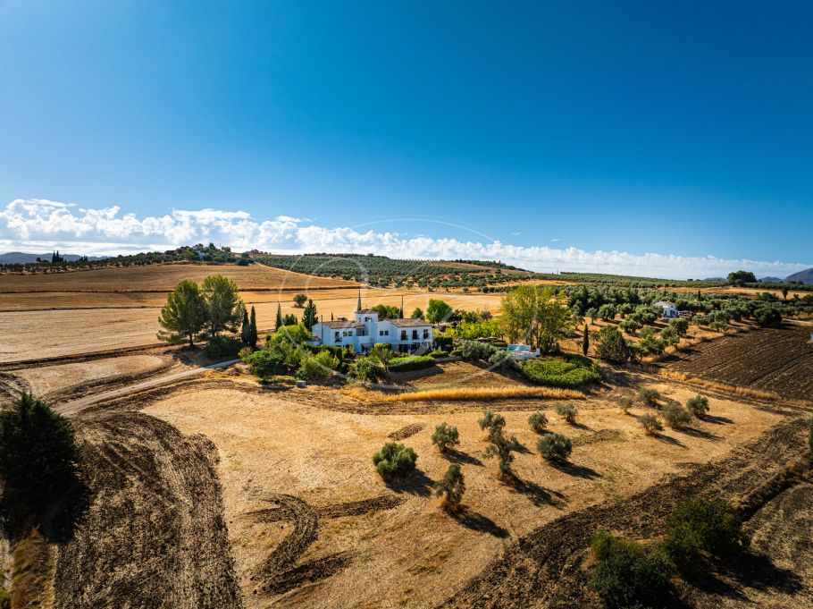 Wunderschönes Landhaus mit spektakulärer Aussicht, Ronda