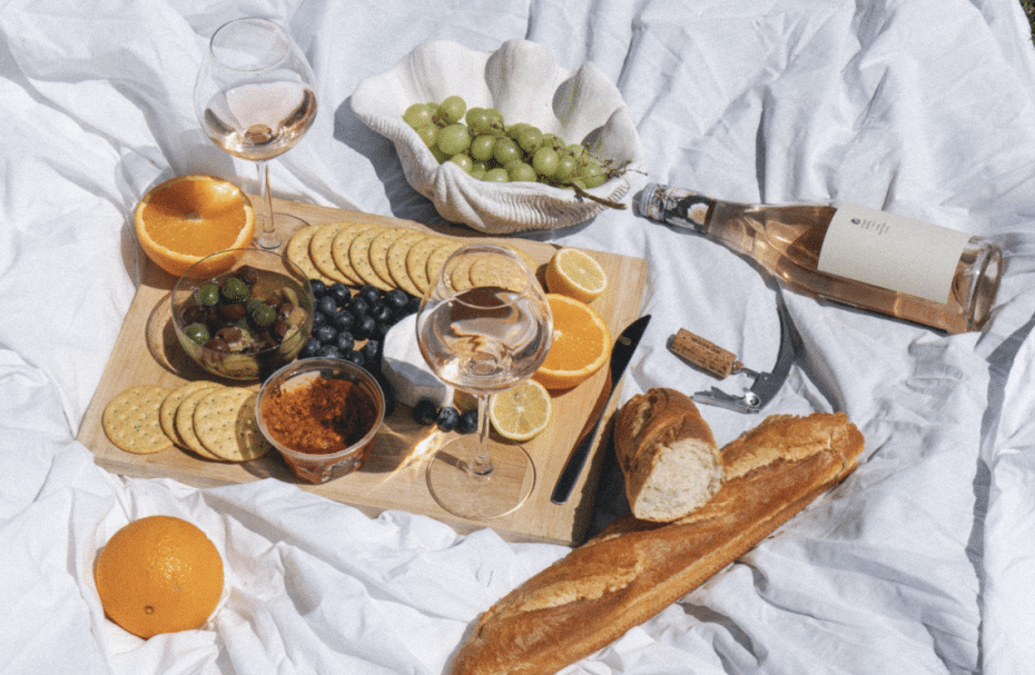 Photograph of a picnic set up in Marbella