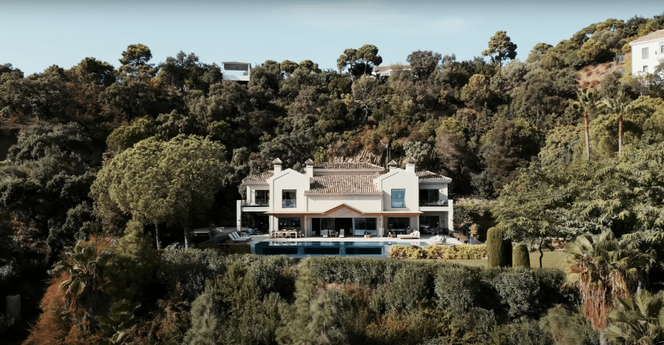 Fotografía de una villa en La Zagaleta de Marbella inspirada en la arquitectura escandinava