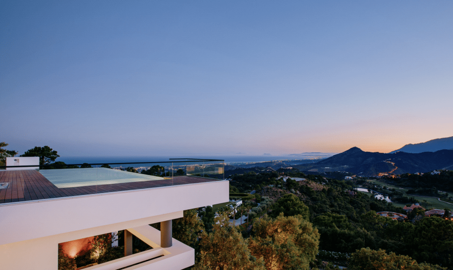 Exclusive Marbella Villa: Komorebi