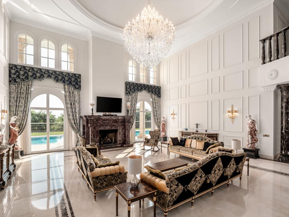 Sierra Blanca Mega Mansion Living Room