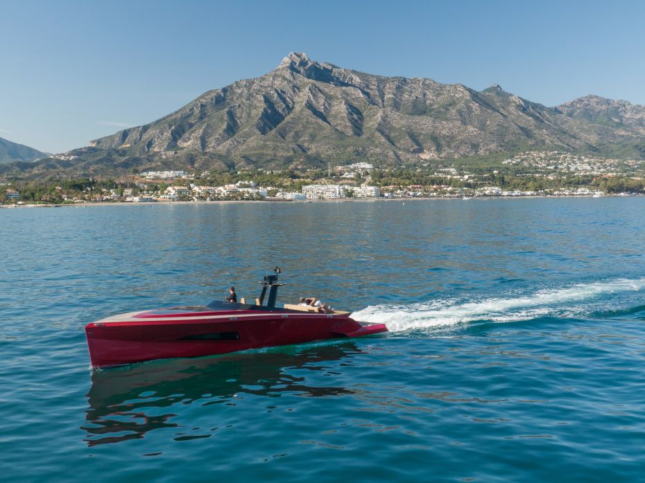 Puerto Banús motorboating - Drumelia