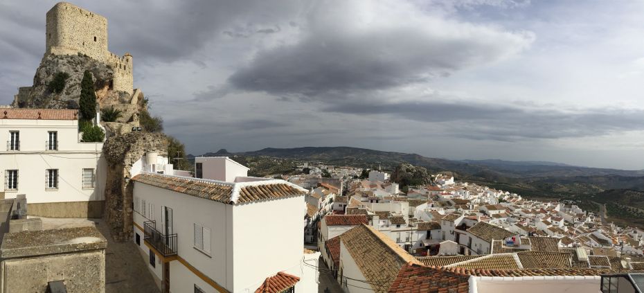 Photograph of Zahara de la Sierra in Cadiz, near Malaga