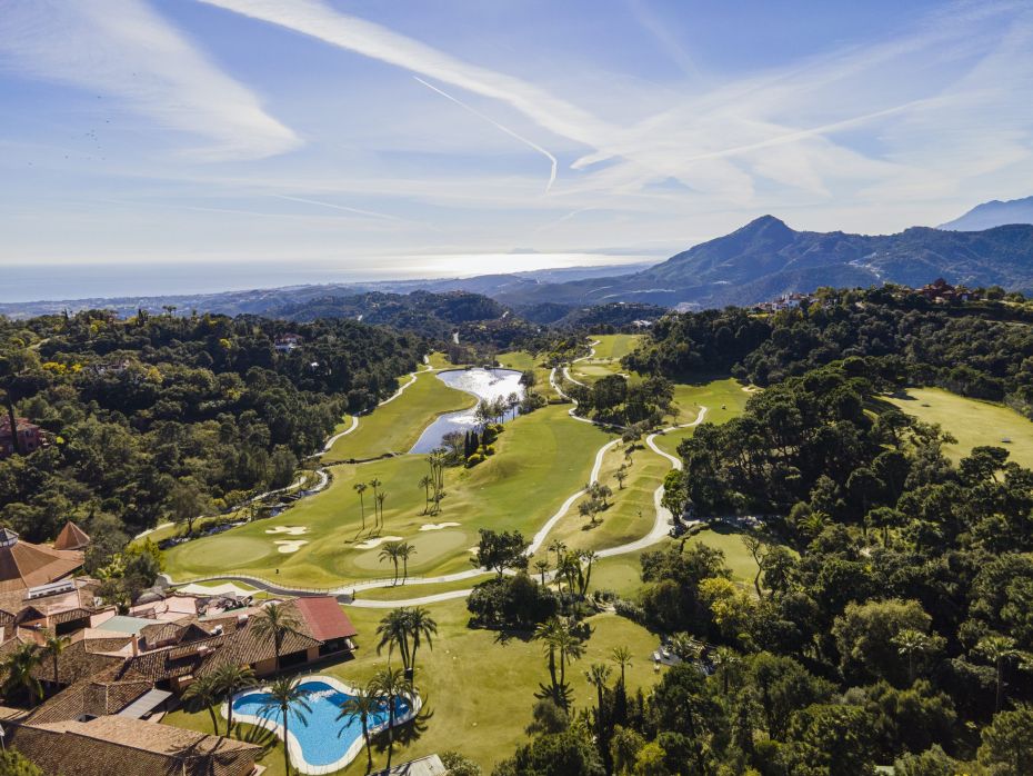 Photographie par drone de La Zagaleta, communauté fermée de Marbella. 