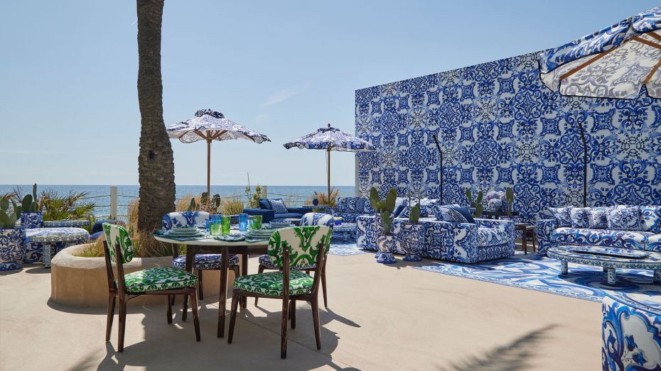 Chill & Bar area at Design Hills, Dolce & Gabbana's branded residences on Marbella's Golden Mile. Sea views.