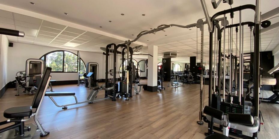 Photograph of the facilities at Apolo Gym in La Colonia, Marbella 