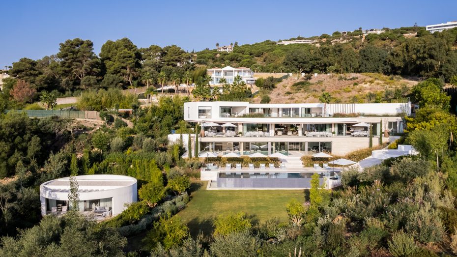 Foto eines Hauses in La Reserva de Sotogrande mit einer Preisvorstellung von 17.900.000 Euro