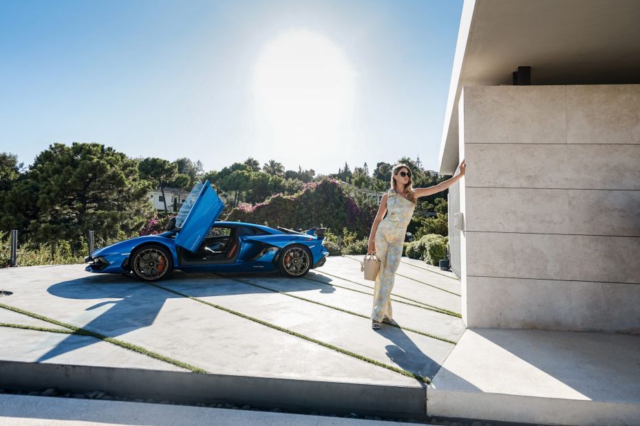 Lamborghini aventador, Louis Vuitton, Puerto Banus at night with