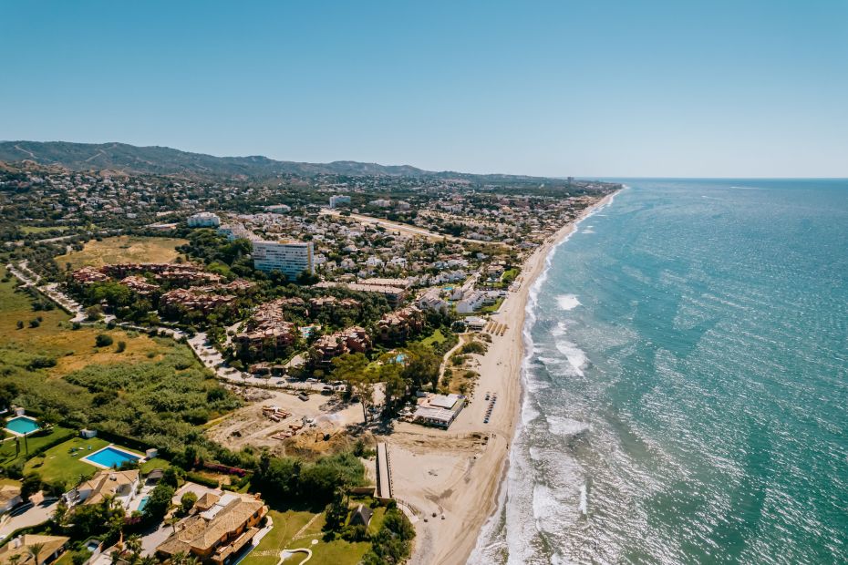 Marbella East, aerial photograph facing west of beachfront Marbella East