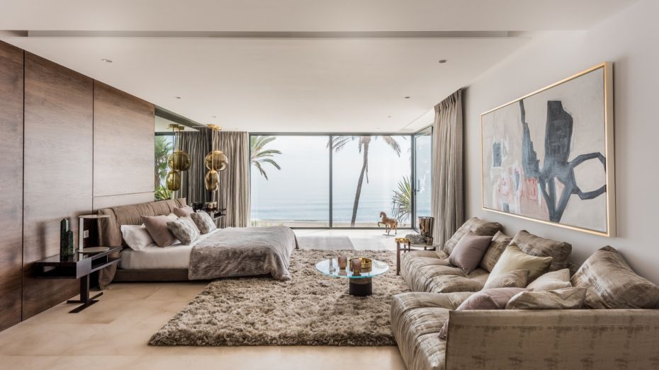 Moderna habitación frente a la playa