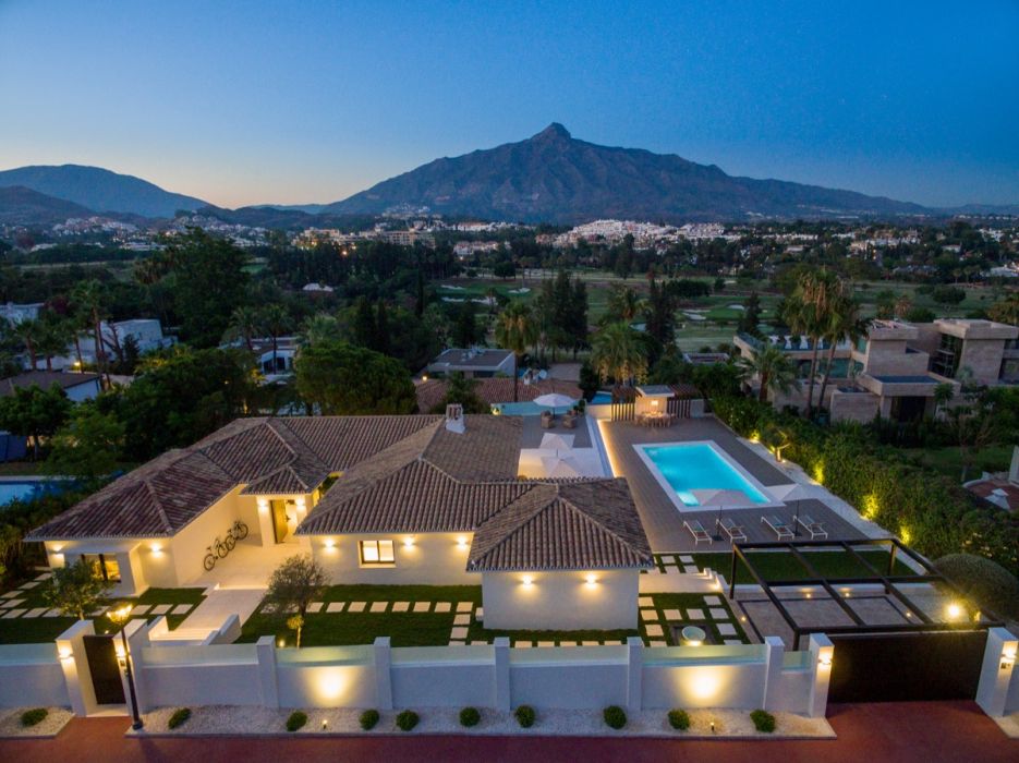 Villa Estella - Beautiful fully renovated villa with La Concha views