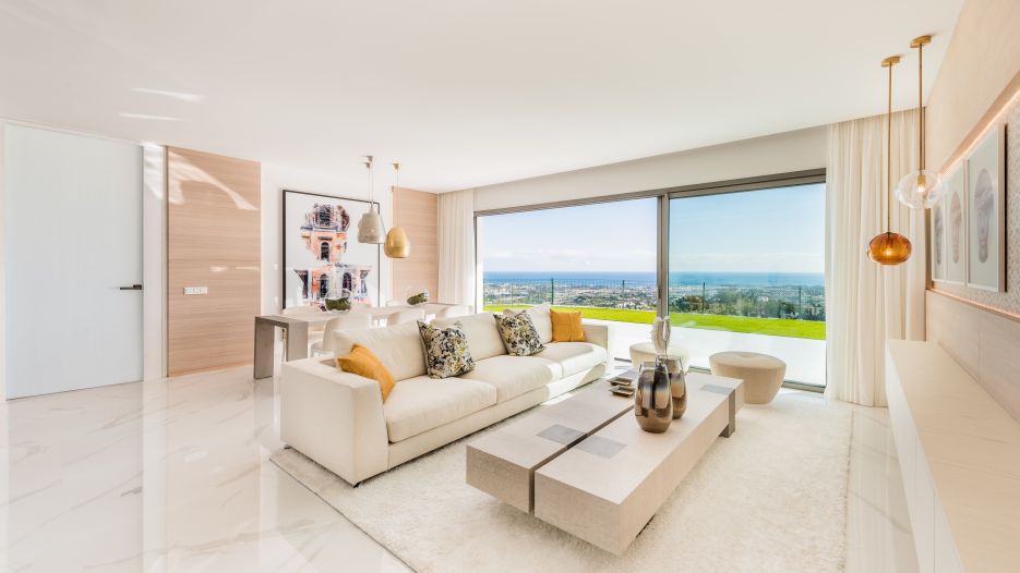New project of contemporary apartments and penthouses in La Quinta