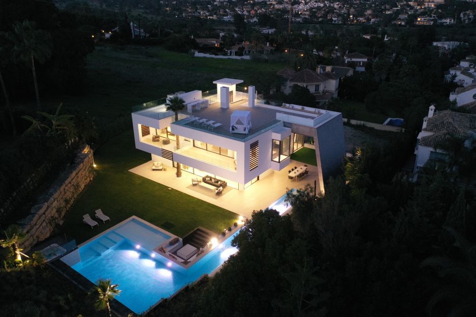 New built villa in Nueva Andalucia