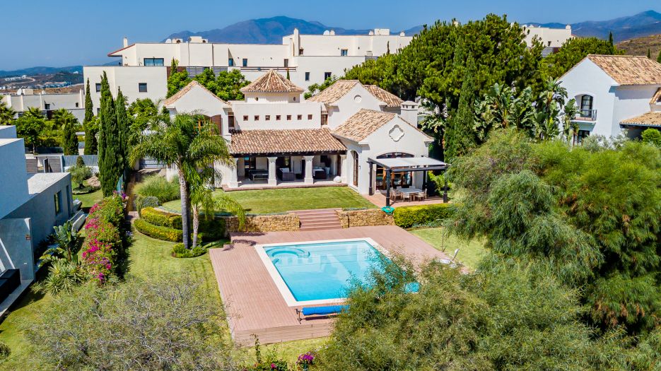 Stunning classic Villa in Los Flamingos
