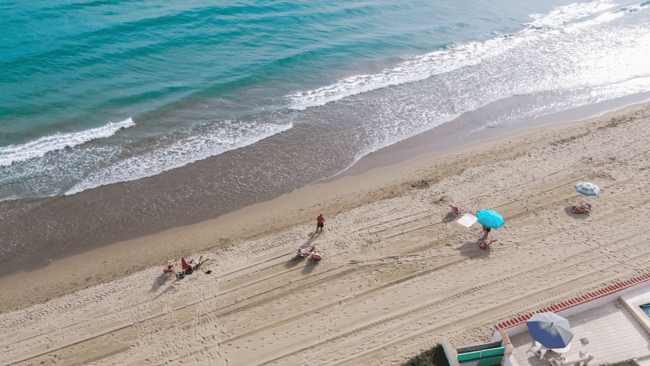Costabella Beach, Marbella East