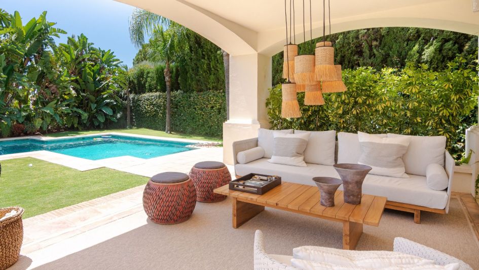 TCovered terrace in Marbella Rental Villa with private swimming pool in Sierra Blanca, Golden Mile, Costa del Sol