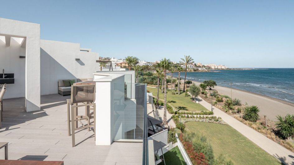 beachfront townhouse in estepona, costa del sol