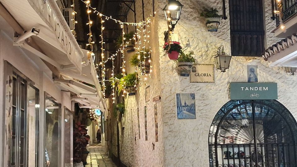 Illuminations de Noël à la mairie de Marbella, Plaza de los Naranjos